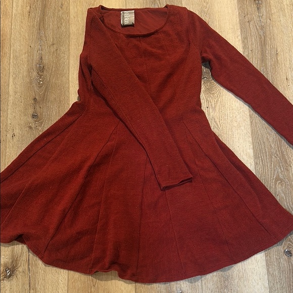 dolan Dresses & Skirts - Red Long Sleeve Dress